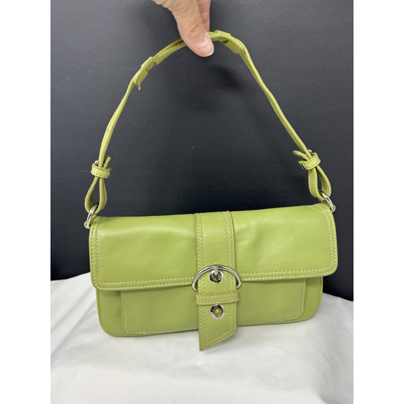 Giani Bernini Lime Green Leather Underarm Buckle Front Shoulder Bag Purse EUC - Picture 1 of 9